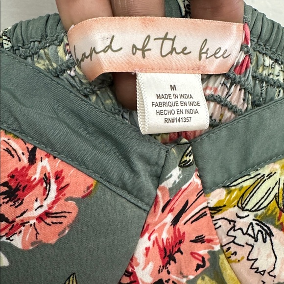 Band of the Free (Band of Gypsies)
Floral Wide Leg Jumpsuit
Size Medium - Picture 5 of 6